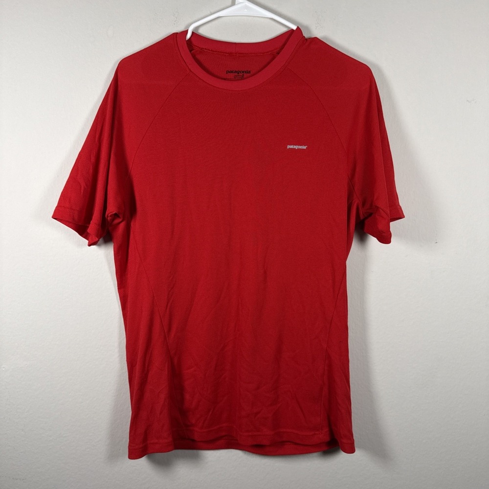 Patagonia Capilene Shirt Mens Medium Performance Stretch Hiking Base Layer Red